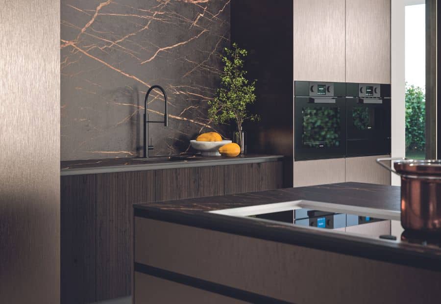 kitchen backsplash with veins in a modern interior